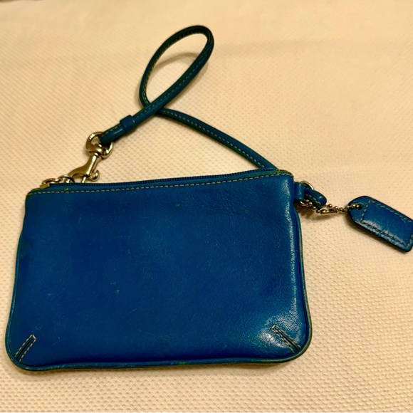 1941 Vintage COACH Leather Wristlet - Picture 4 of 9